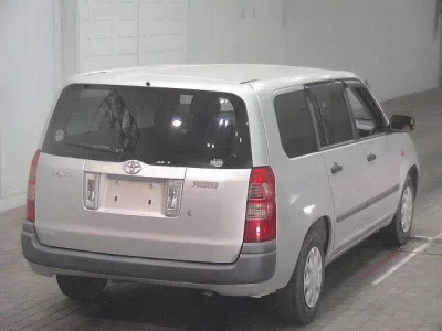 Toyota SUCCEED
