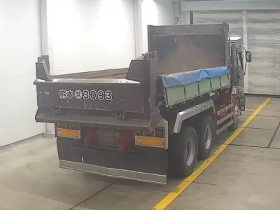 Isuzu TRUCK