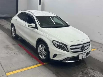 Mercedes-Benz GLA CLASS