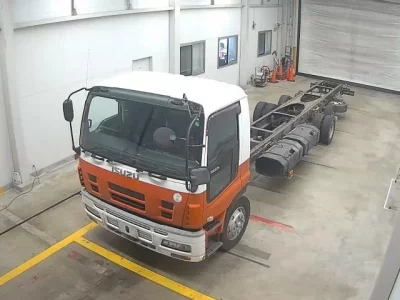 Isuzu TRUCK