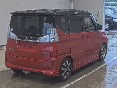 Mitsubishi DELICA D2