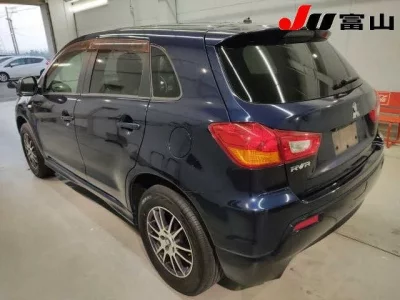 Mitsubishi RVR
