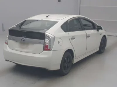 Toyota PRIUS PHV