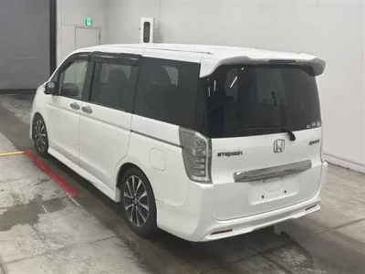 Honda STEP WAGON