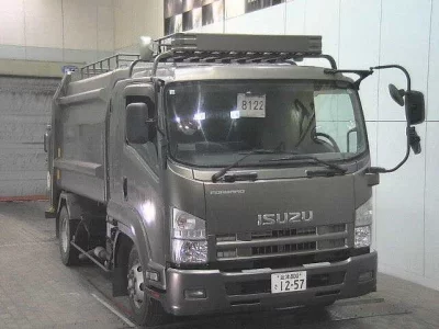 Isuzu FORWARD