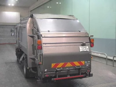 Isuzu FORWARD