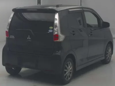 Mitsubishi EK CUSTOM
