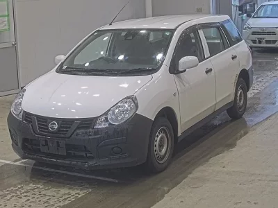 Nissan AD