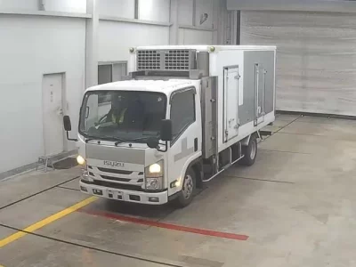 Isuzu ELF