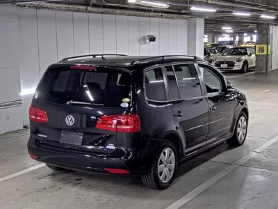 Volkswagen GOLF TOURAN