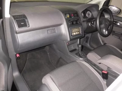 Volkswagen GOLF TOURAN