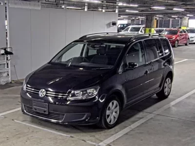 Volkswagen GOLF TOURAN