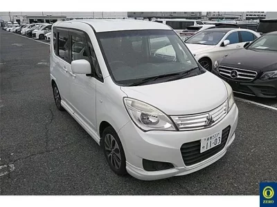 Mitsubishi DELICA D2
