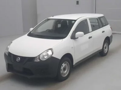 Nissan AD