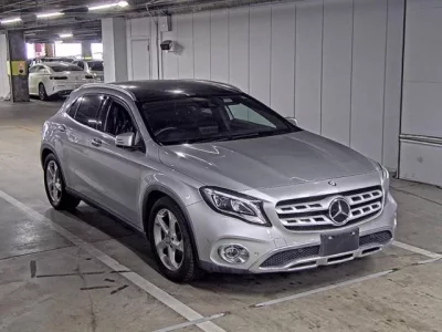 Mercedes-Benz GLA CLASS