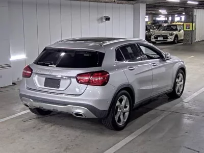 Mercedes-Benz GLA CLASS