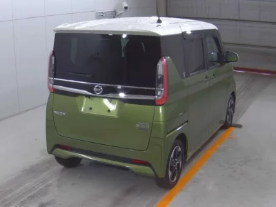 Nissan ROOX