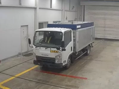 Isuzu ELF