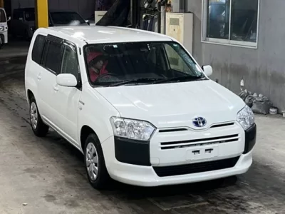 Toyota SUCCEED