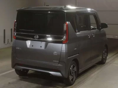 Nissan ROOX