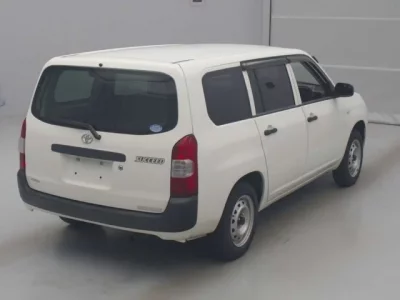Toyota SUCCEED