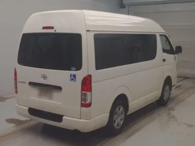 Toyota REGIUS ACE VAN