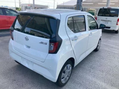 Daihatsu MIRA E S