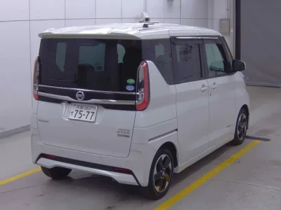 Nissan ROOX