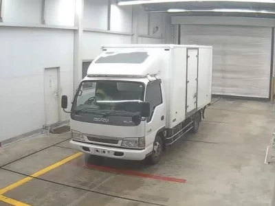 Isuzu ELF