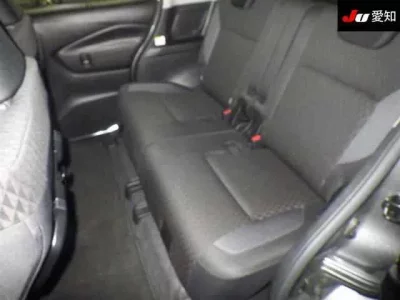 Mitsubishi DELICA D2