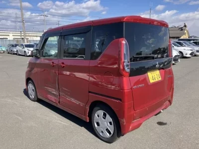 Mitsubishi EK SPACE