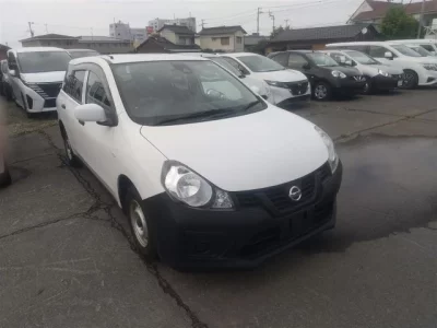 Nissan AD