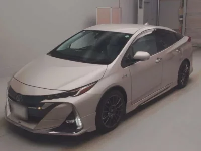 Toyota PRIUS PHV