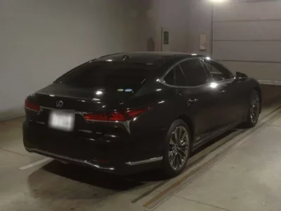 Lexus LS