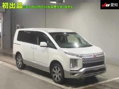 Mitsubishi DELICA D5