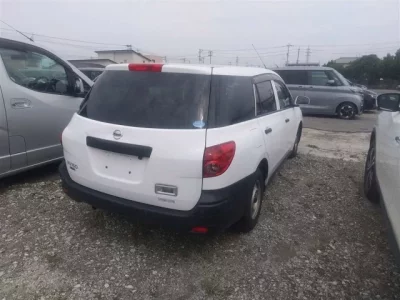 Nissan AD