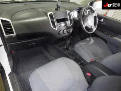 Nissan WINGROAD