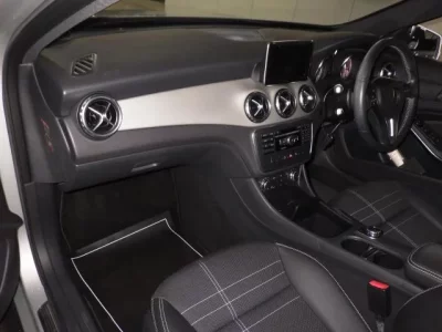 Mercedes-Benz GLA CLASS