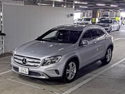 Mercedes-Benz GLA CLASS