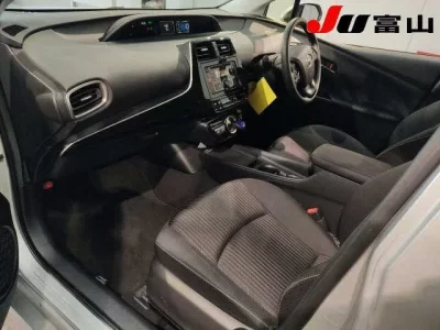 Toyota PRIUS PHV