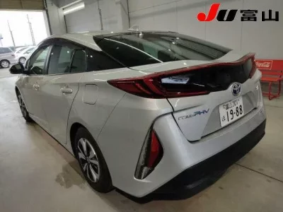 Toyota PRIUS PHV