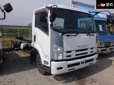 Isuzu TRUCK