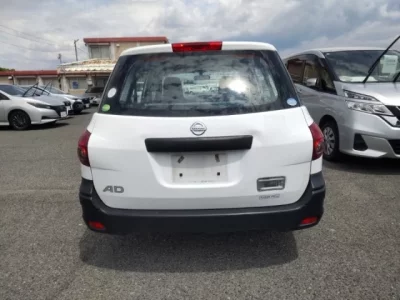 Nissan AD