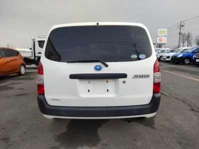 Toyota SUCCEED