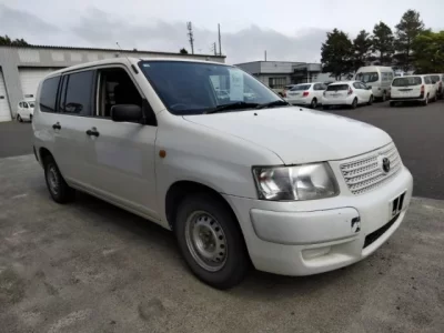 Toyota SUCCEED