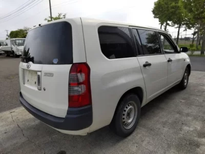 Toyota SUCCEED