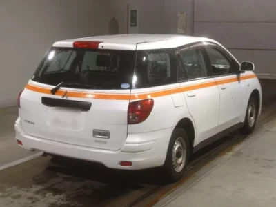 Mitsubishi LANCER VAN