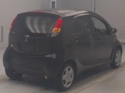 Mitsubishi I