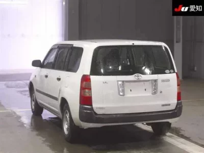 Toyota SUCCEED