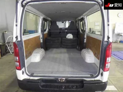 Toyota REGIUS ACE VAN
